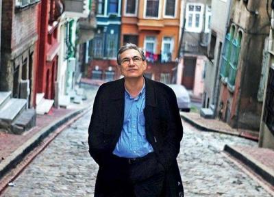اورهان پاموک در بوداپست تجلیل می گردد، اهدای جایزه به نویسنده